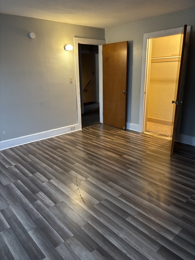 Photo - 863 W Spruce St