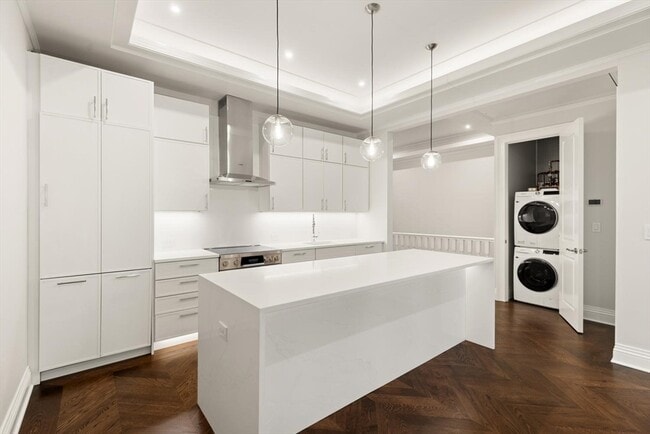 Photo - 121 Newbury St Unit PH