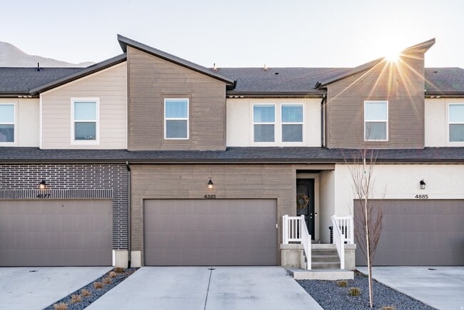 Photo - 4881 Heartwood Rd