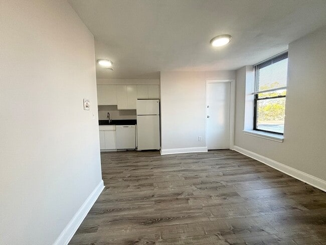 Photo - 94 Eastern Ave Unit 7