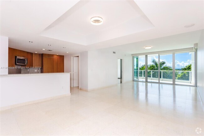 Building Photo - 2627 S Bayshore Dr Rental