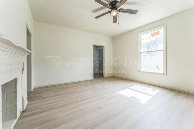Photo - 419 Walnut Ave