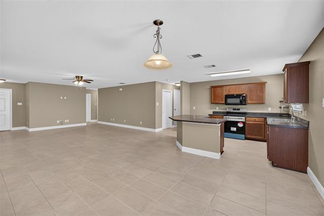 Photo - 2215 Splendor Ct