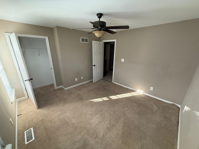 Photo - 502 Nepute St