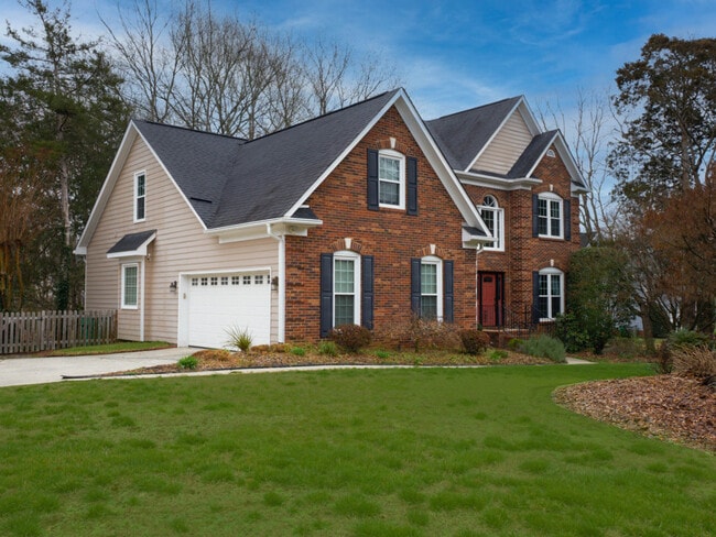 Building Photo - 10315 Rougemont Ln