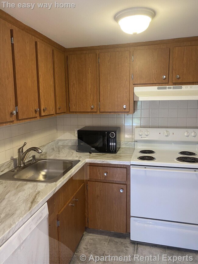 Photo - 524 Putnam Ave Unit #12