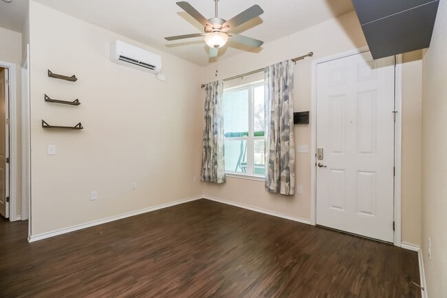 Photo - Amazing Austin condo!