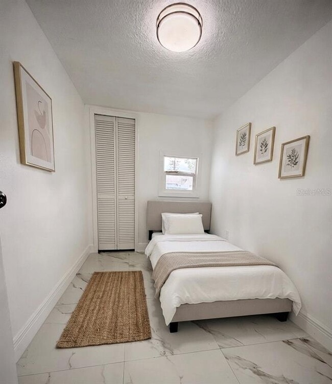 Photo - 5228 Andrus Ave
