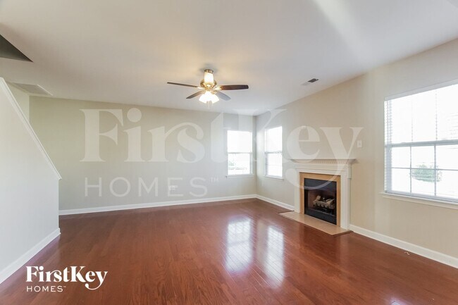 Photo - 4019 Linville Falls Ln