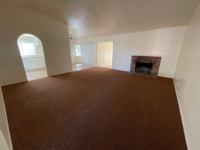 Photo - Hesperia-Refurbished- 3 Bedrooms, 2 Bathro...