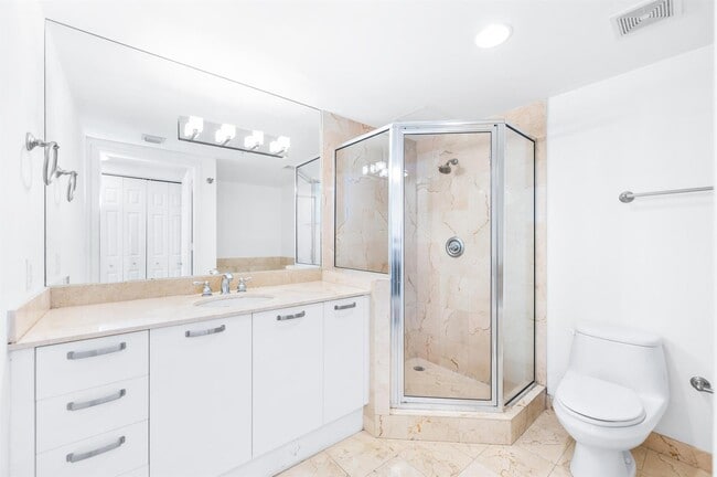 Photo - 2030 S Douglas Rd Unit 807