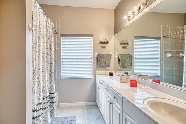 Photo - 3230 Cottonwood Bend