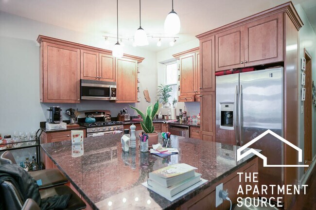 Photo - 665 W Cornelia Ave Unit 3