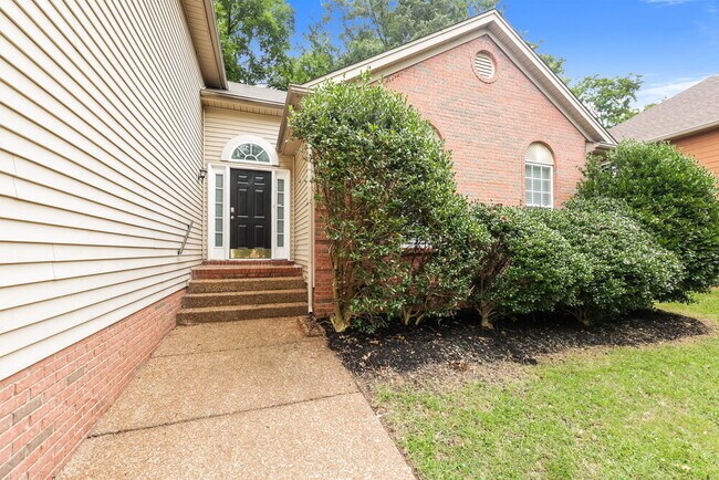 Photo - 1004 Blue Mountain Ln