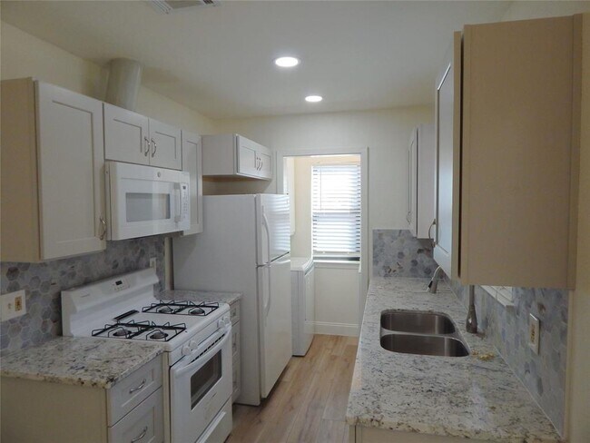 Photo - 101 Clearday Dr Unit 104