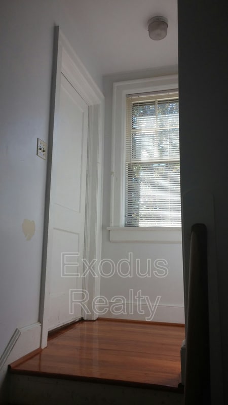 Photo - 310 N Gulf St