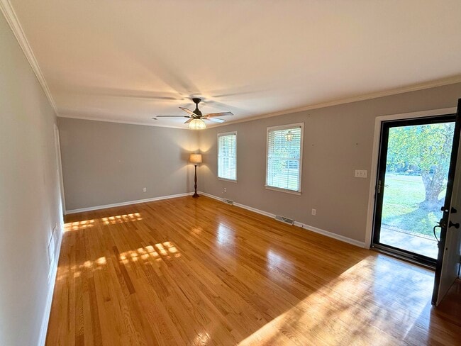 Photo - 9 Hardwick Dr