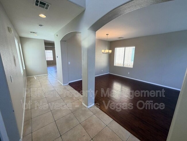 Photo - 4320 Laguna Garden Ave