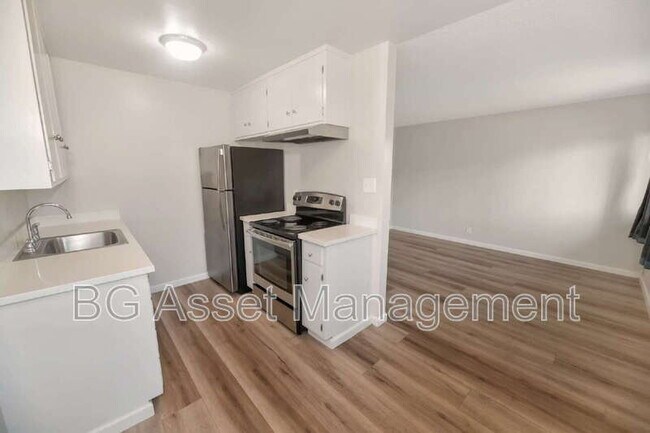 Photo - 1333 Market Ave Unit 2