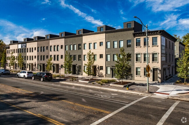 Building Photo - Gabbott's Row Townhomes