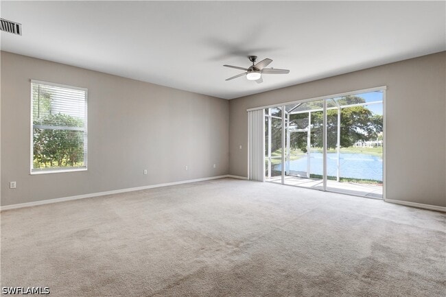 Photo - 1088 Oxford Ln