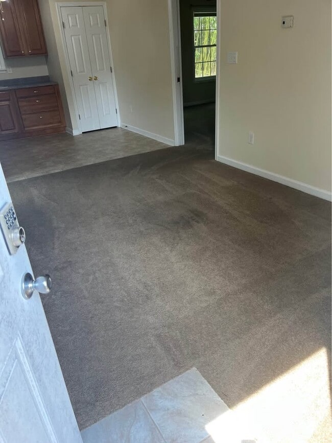 Photo - 108 Sabrina Ln
