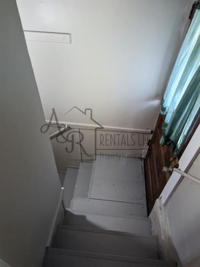 Photo - 204 W Rose St