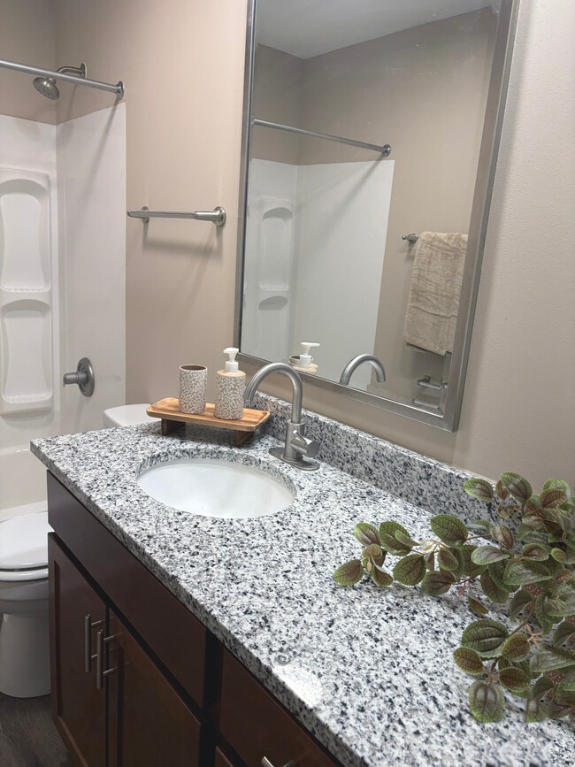 Charleston Square Apartments