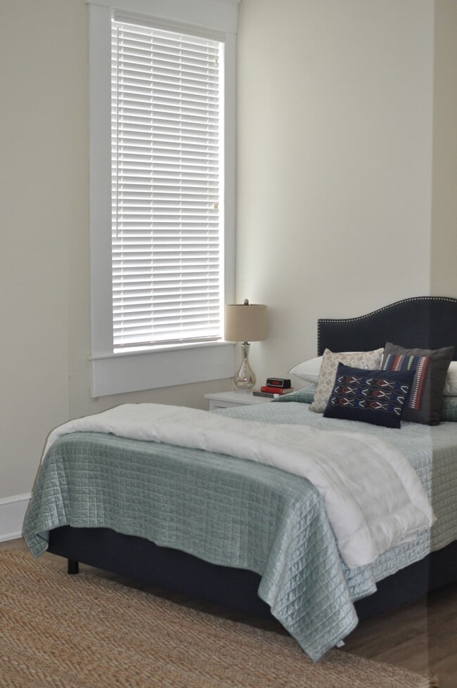 Photo - 154 W Main St Unidad B