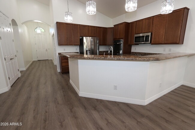 Photo - 852 E Rawhide Ct