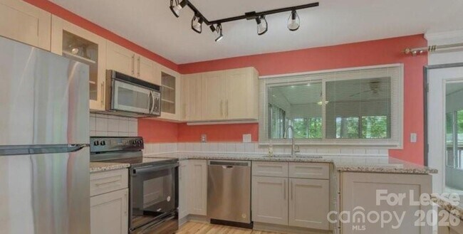 Photo - 7312 Barcliff Dr