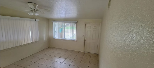 Photo - 2483 Lakeshore Cir Unit 2483