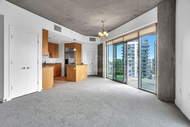 Photo - 801 Ash St Unidad 1101