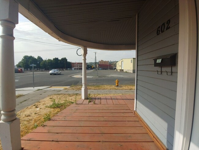 Photo - 602 S Main St Unit 602 S Main