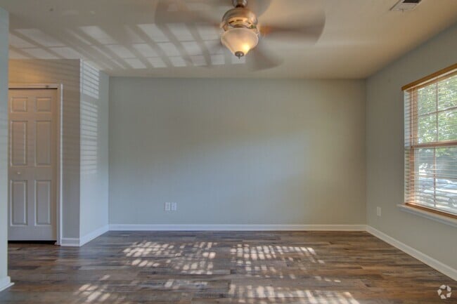Building Photo - COMING SOON! Quiet Retreat in Concord – Mo... Rental