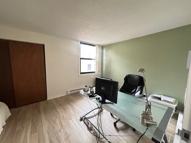 Photo - 14 Trowbridge St Unit 1C