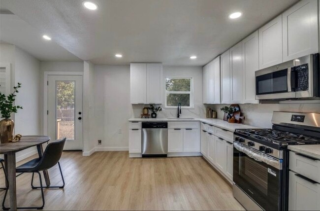 1706 Cumberland Dr