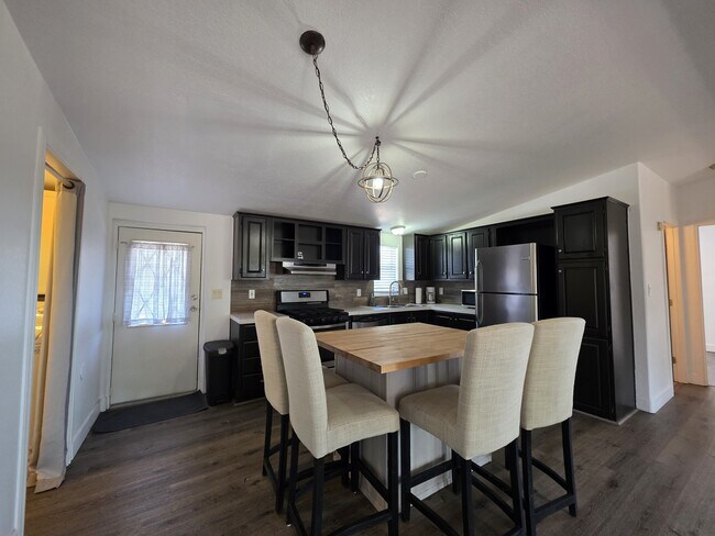 8082 Well Rd