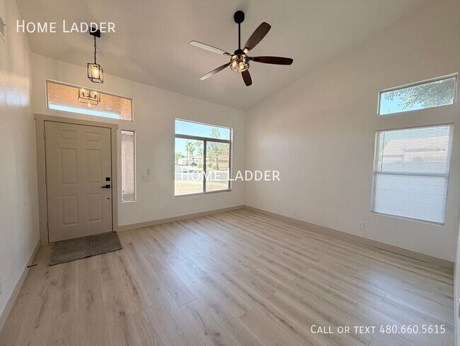 Photo - 1336 E Tradewind Dr