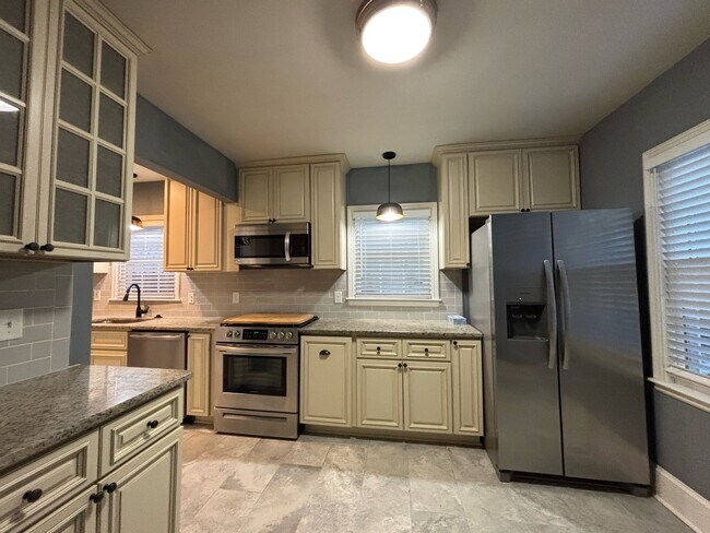 Photo - 1420 Pine Valley Loop