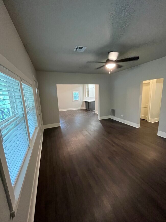 Photo - 1620 N Marion Ave