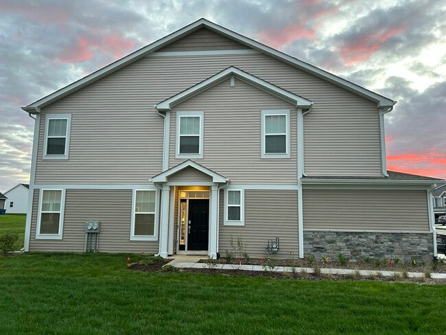 Building Photo - 8301 Kannon Dr Rental