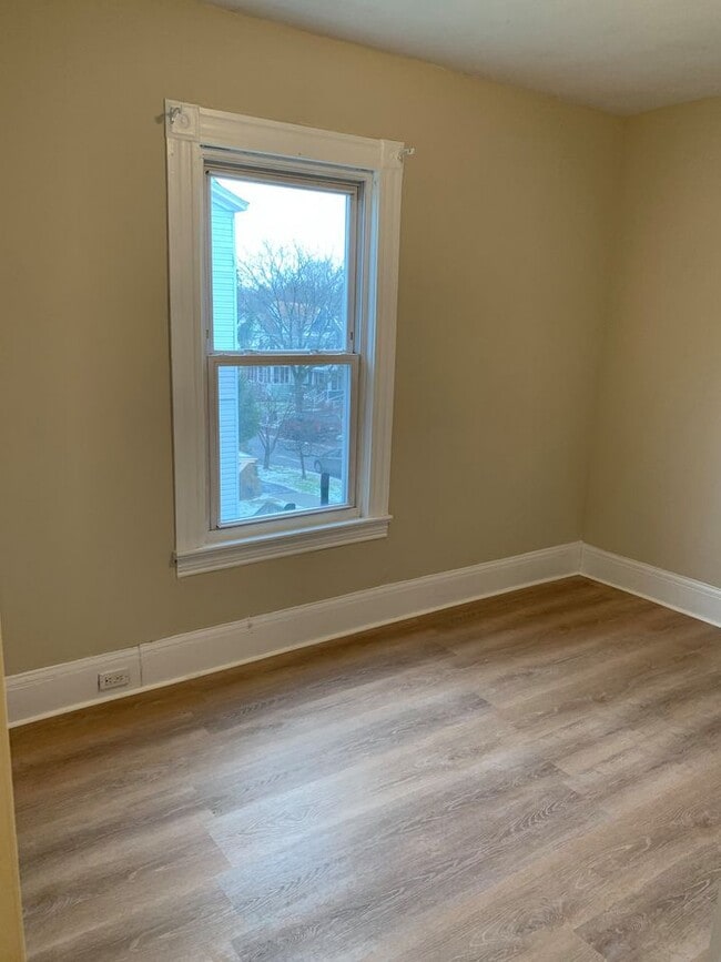 Photo - 308 Whittier Ave Unit 308 Whittier Ave
