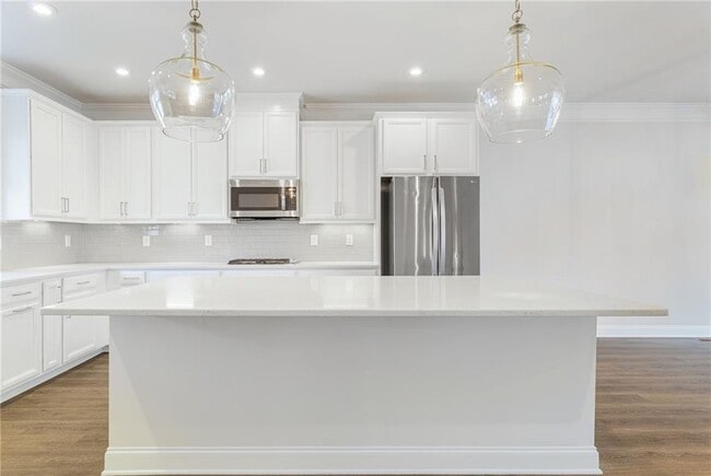 Photo - 1387 Live Oak Ln