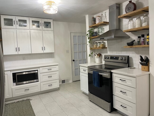 Photo - 4815 Boonsboro Rd Unit A