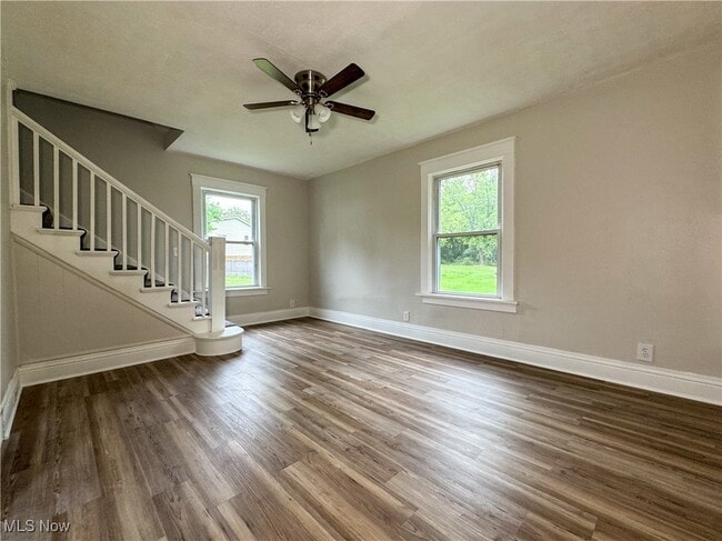 Photo - 2957 Greenfield Ave