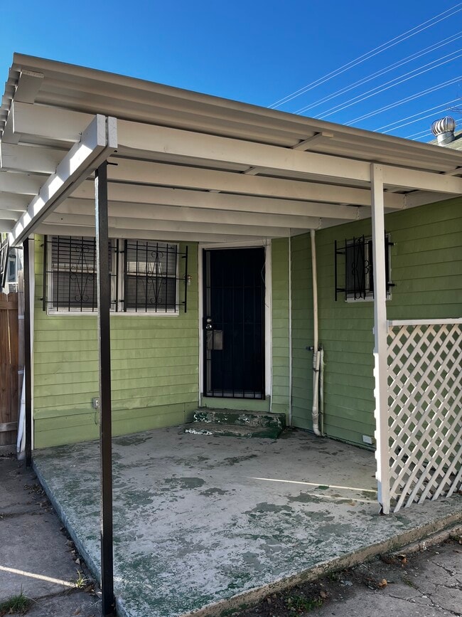 Patio - 628 Sherman Unit 2