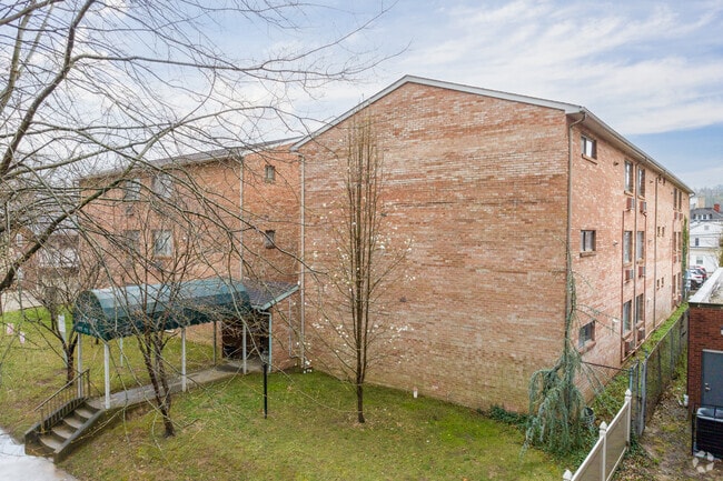 Primario - The Cloister