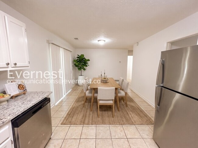 5044 Donnell Way