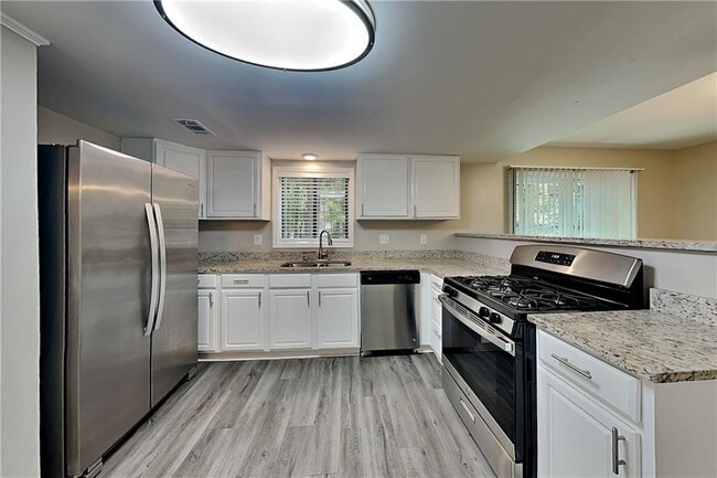 Photo - 2127 W Carlyle Ct